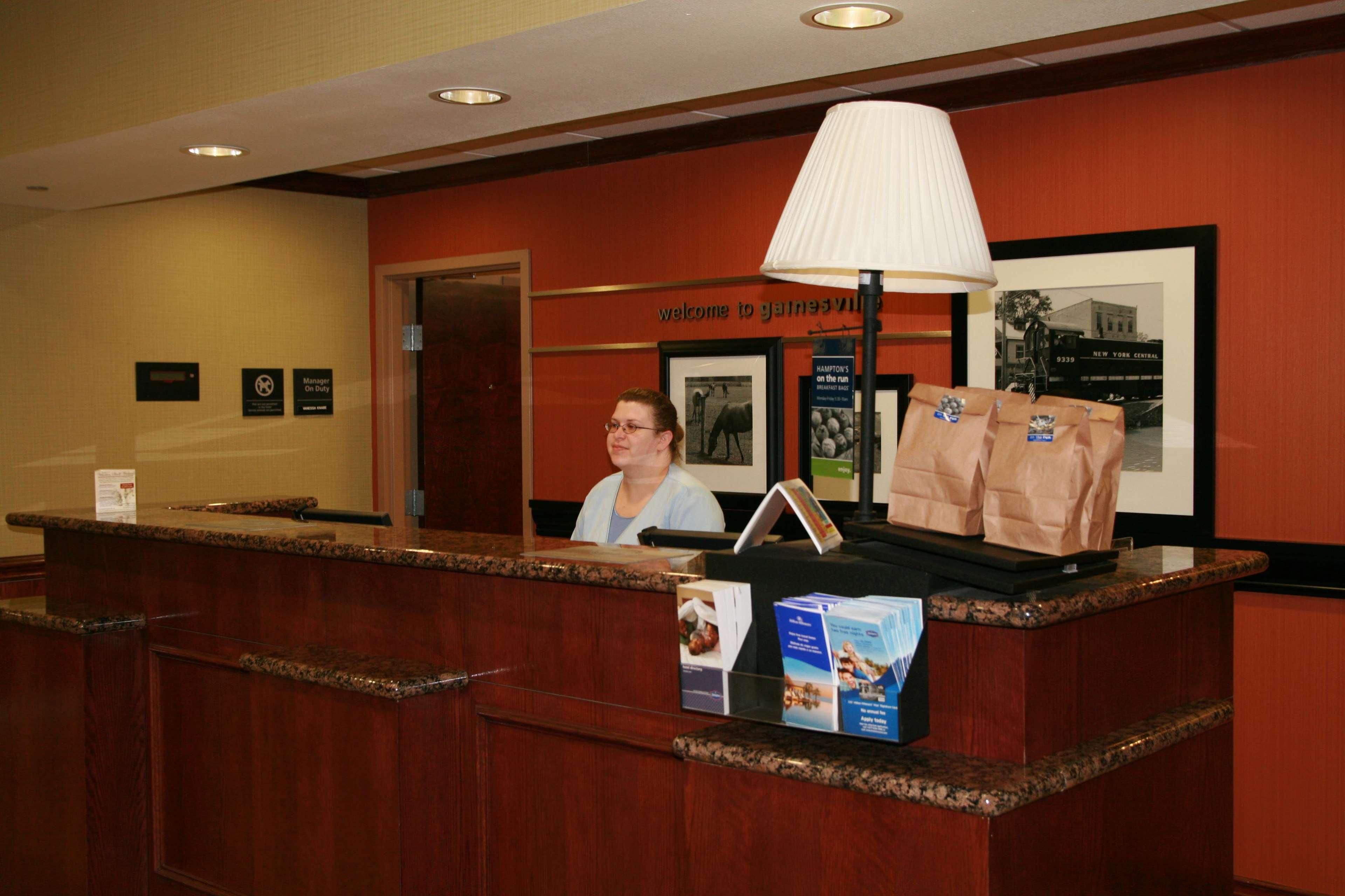 Hampton Inn & Suites 게인즈빌 외부 사진