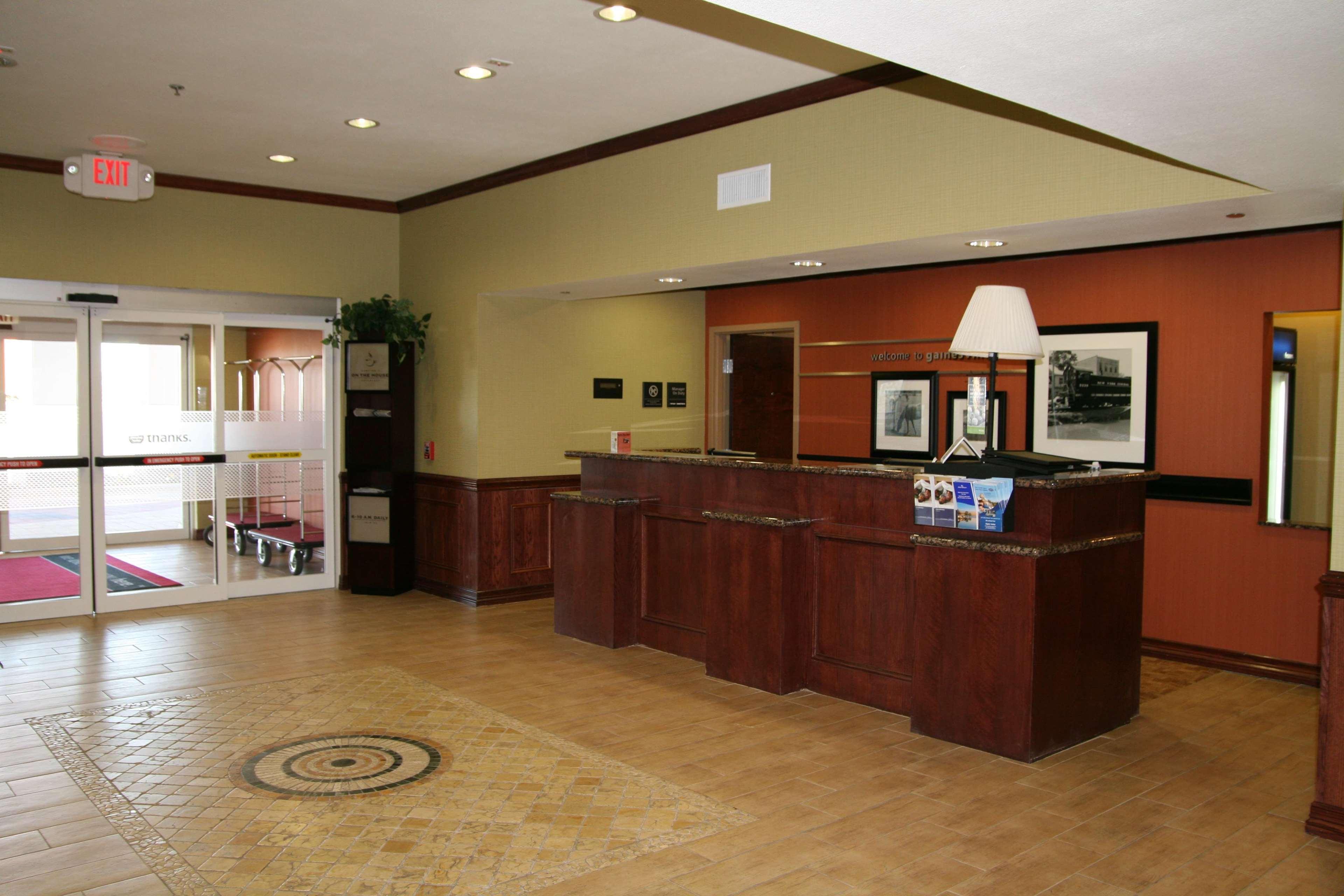 Hampton Inn & Suites 게인즈빌 외부 사진